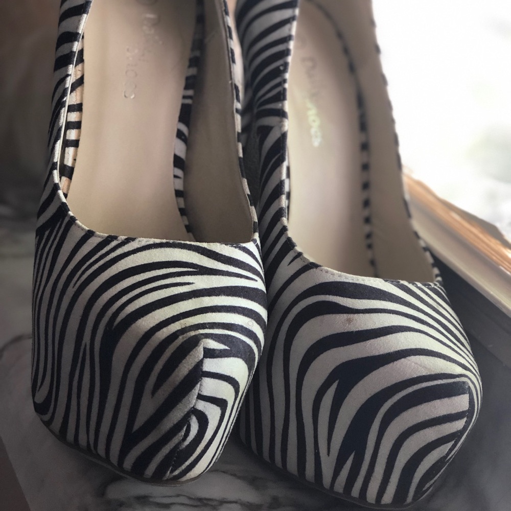Zebra Shoes - Picture 2 of 5